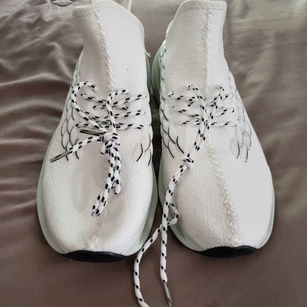 Mens Athletic Shoes